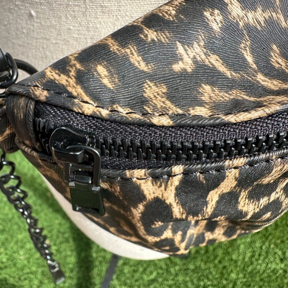 NWT Anna & Ava crossbody/waist bag - Picture 8 of 9